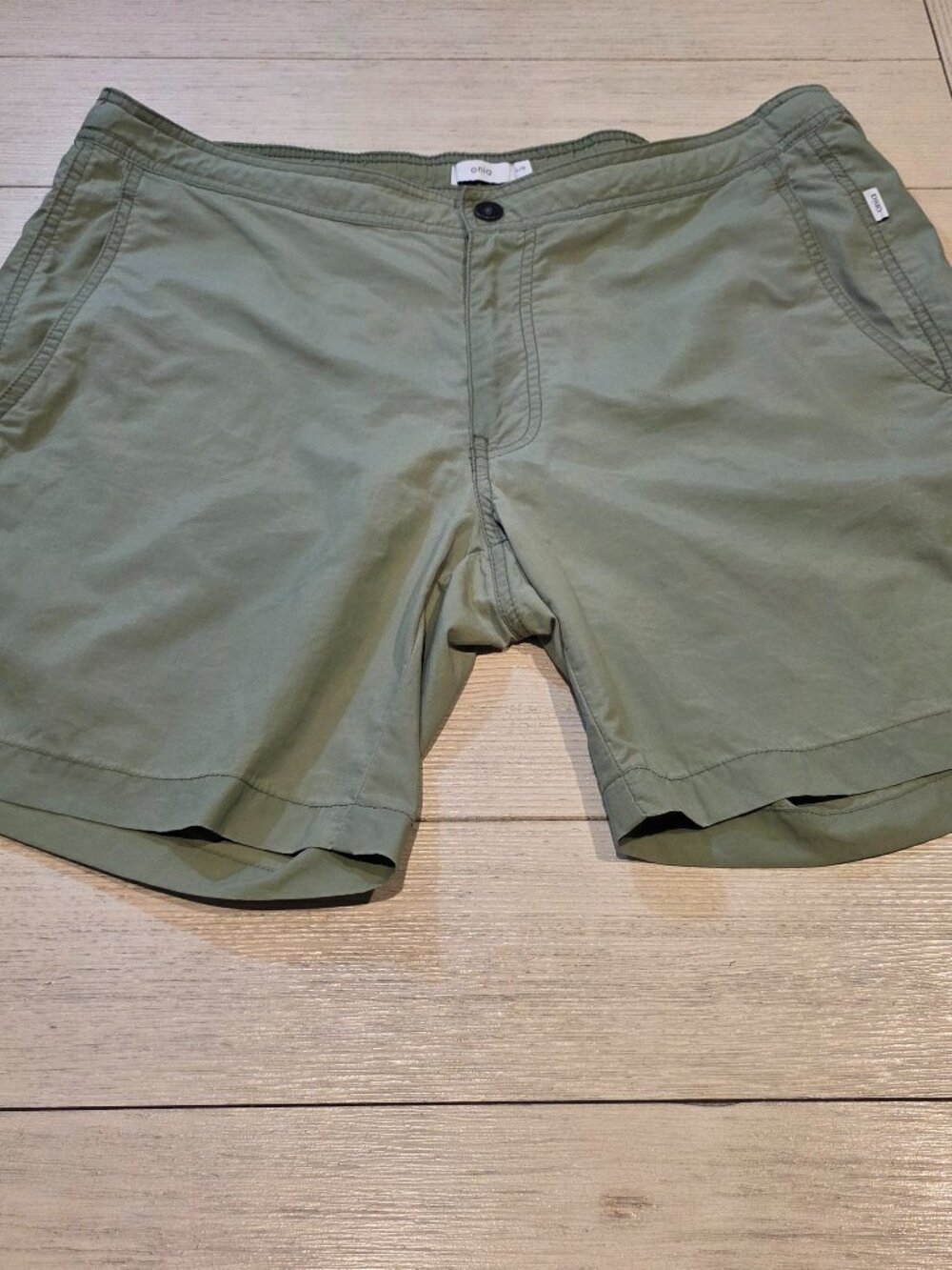 Onia The Calder Olive Green Tailored Hybrid Swim Trunks Shorts | Size L